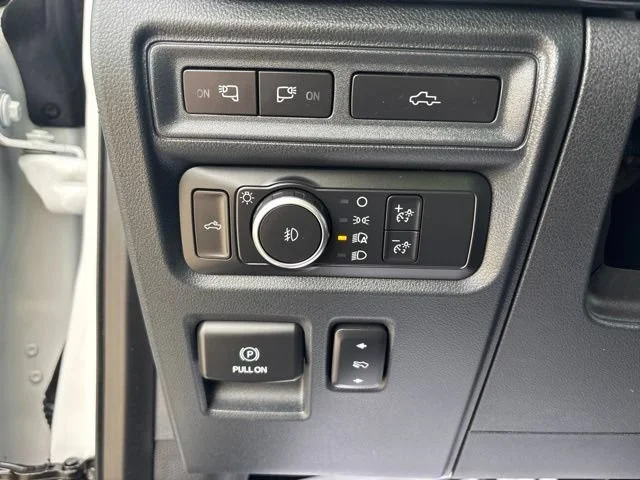 Used 2021 White Ford XL image 10