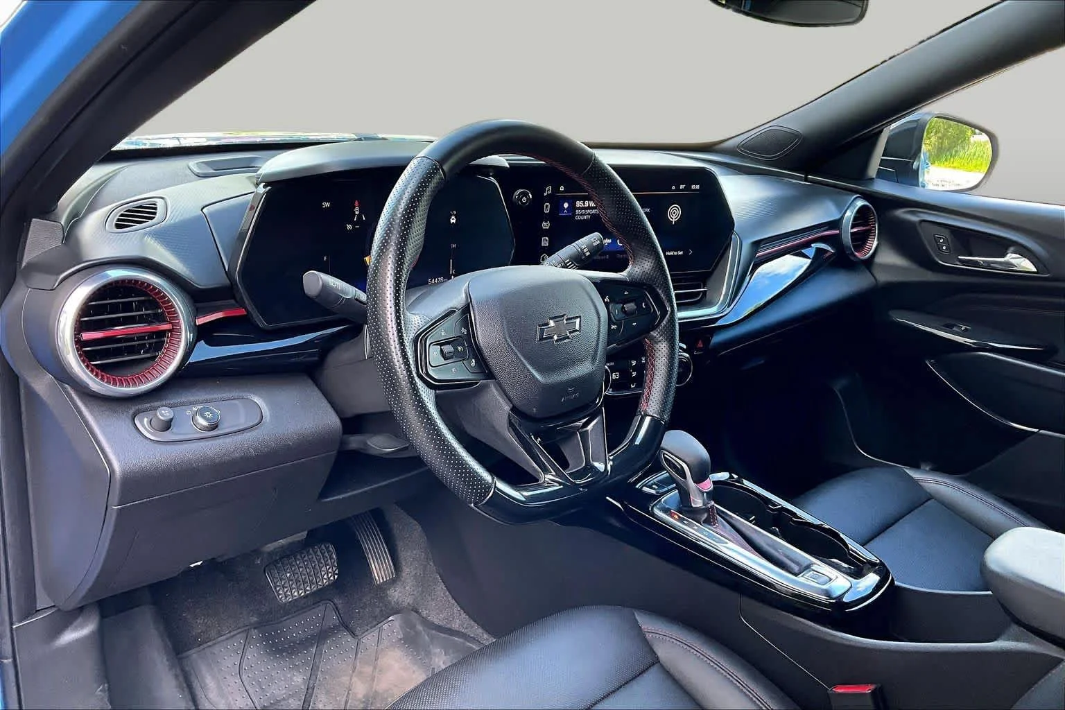 Used 2024 Fountain Blue Chevrolet 2RS image 18