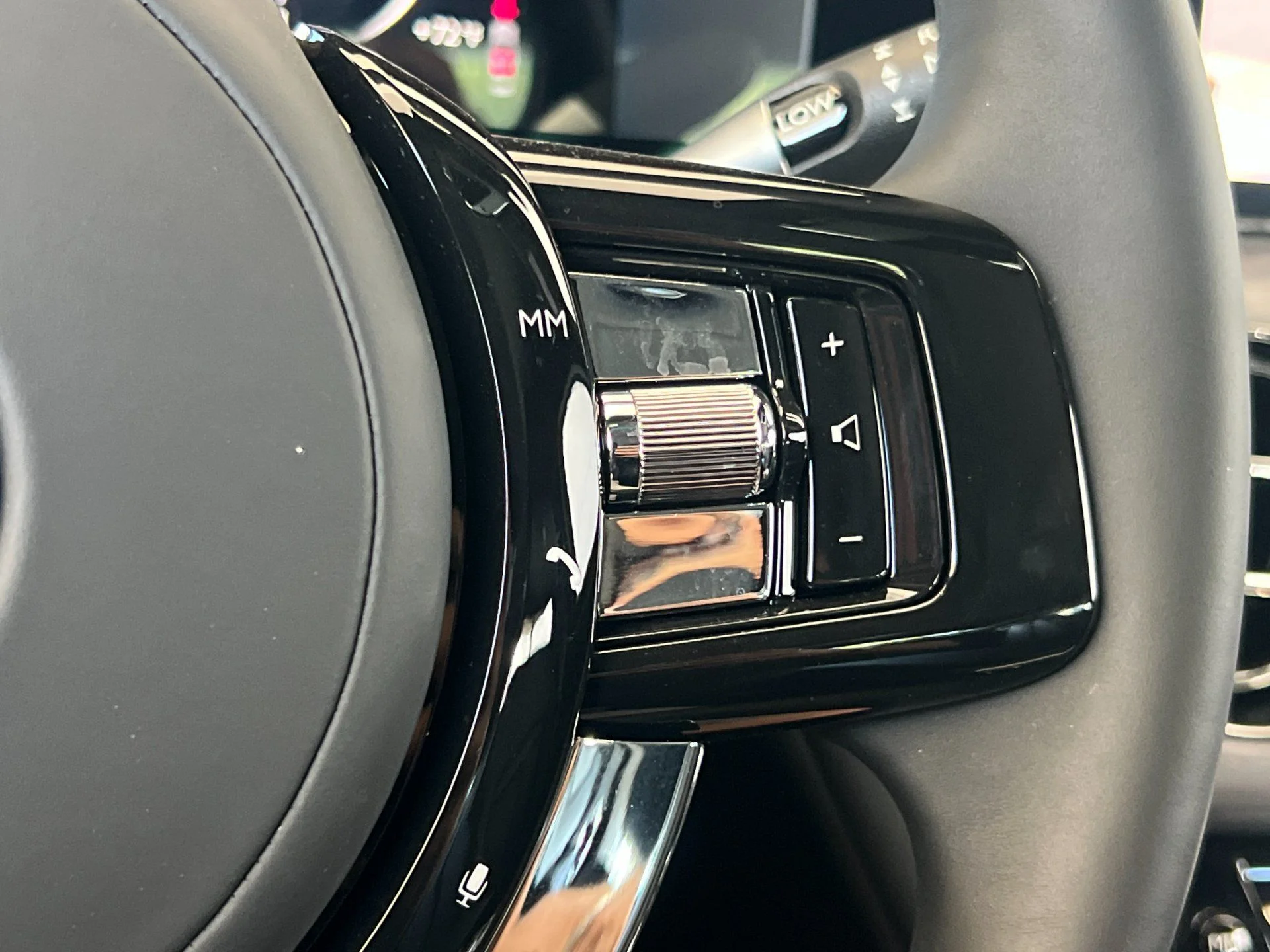 Certified Used 2026 Blue Rolls-Royce  image 27