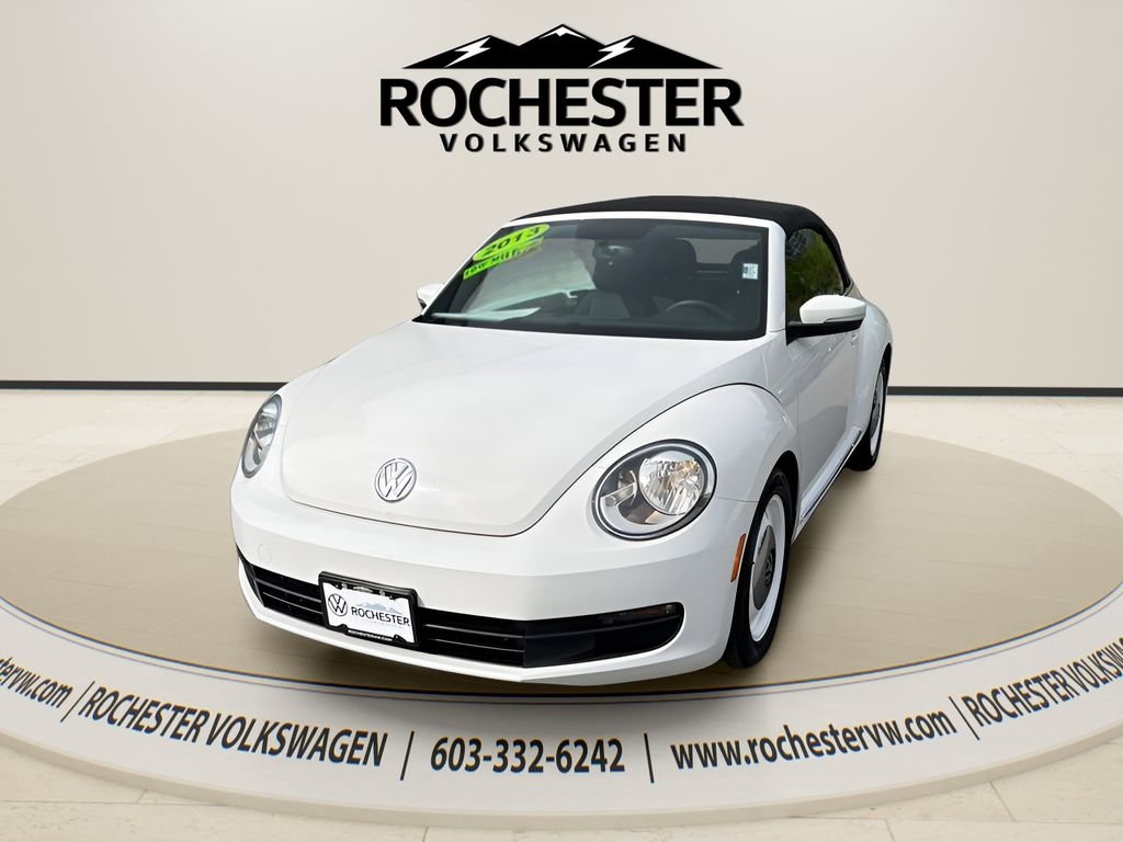 2013 Volkswagen Beetle 2.5L Conv. w/Sound & Nav. Auto's photo