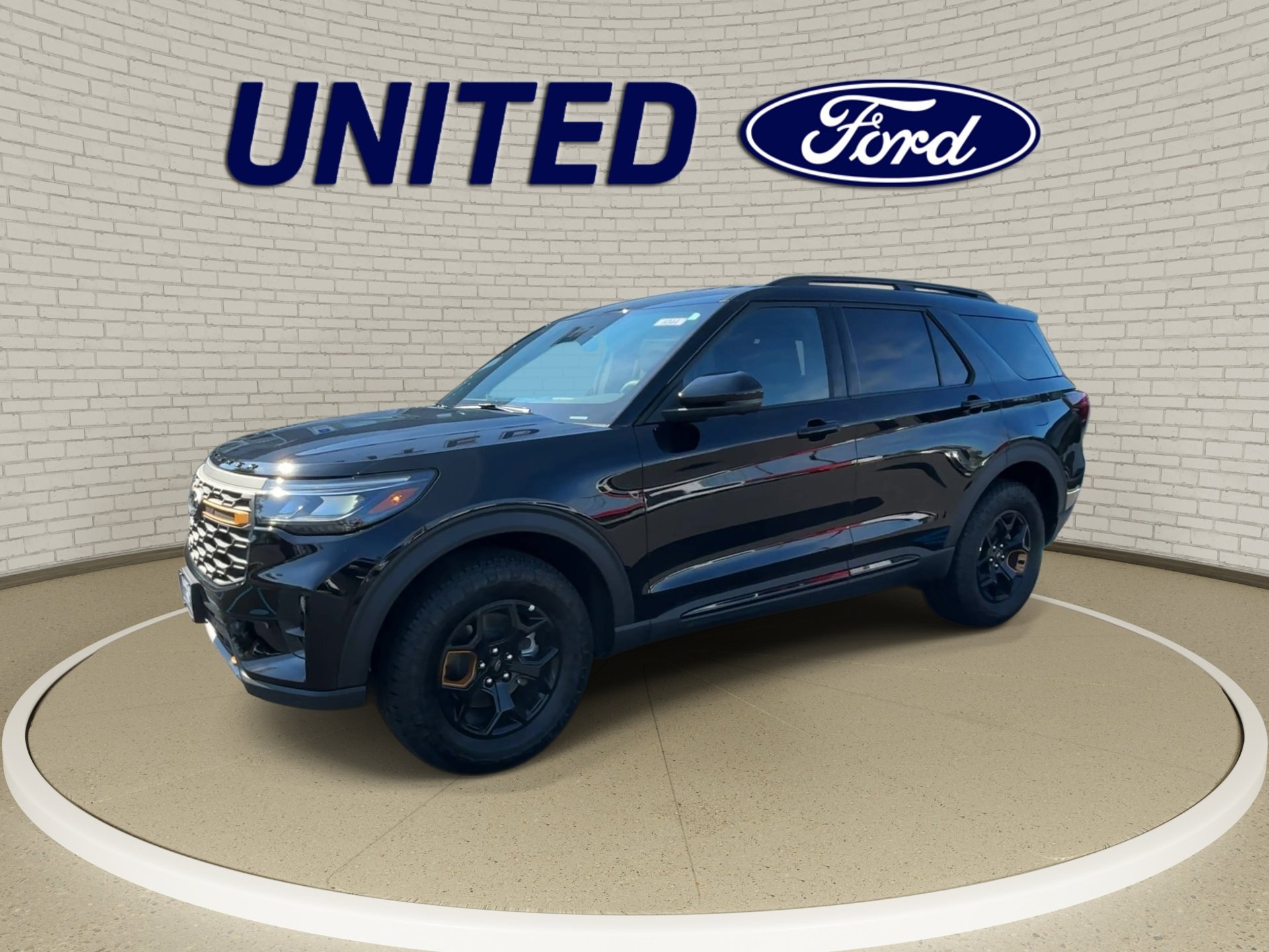 New 2026 Agate Black Metallic Ford Tremor® image 4