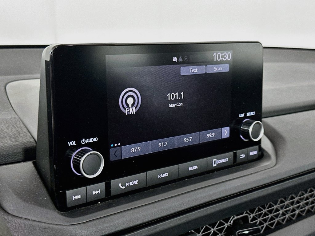 Used 2024  Honda LX image 13