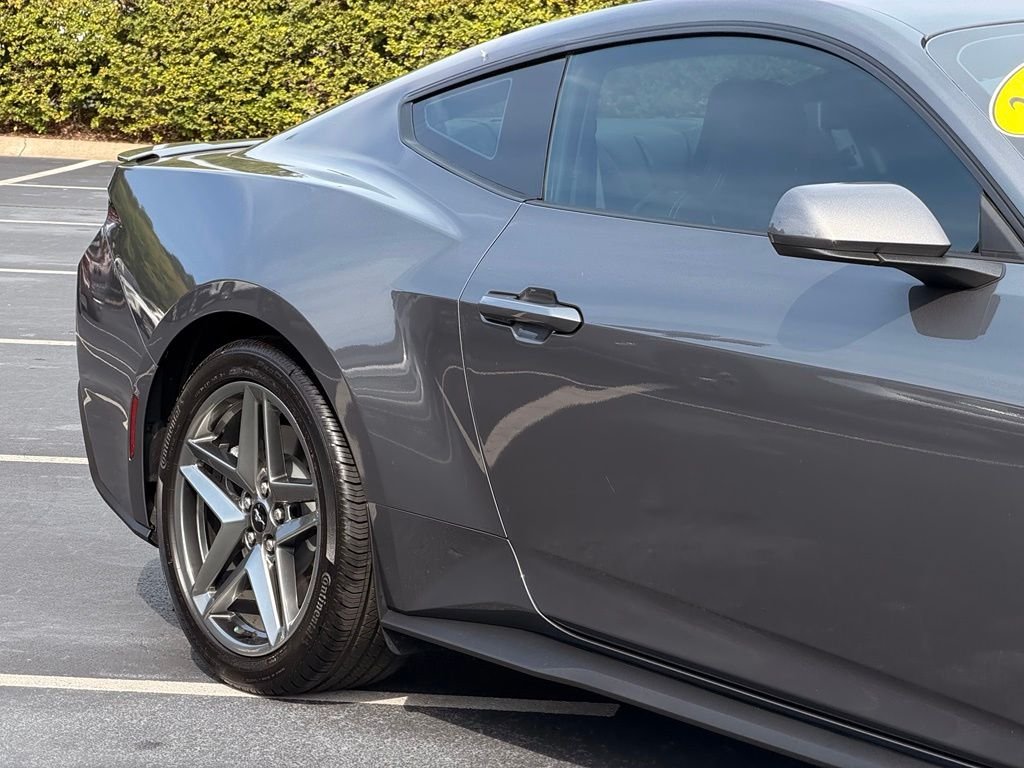 Used 2024 Gray Ford GT Premium image 10