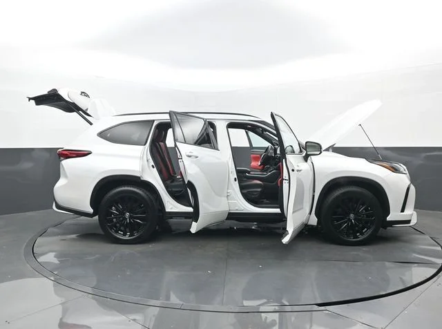 2023 Toyota Highlander XSE - Photo 35