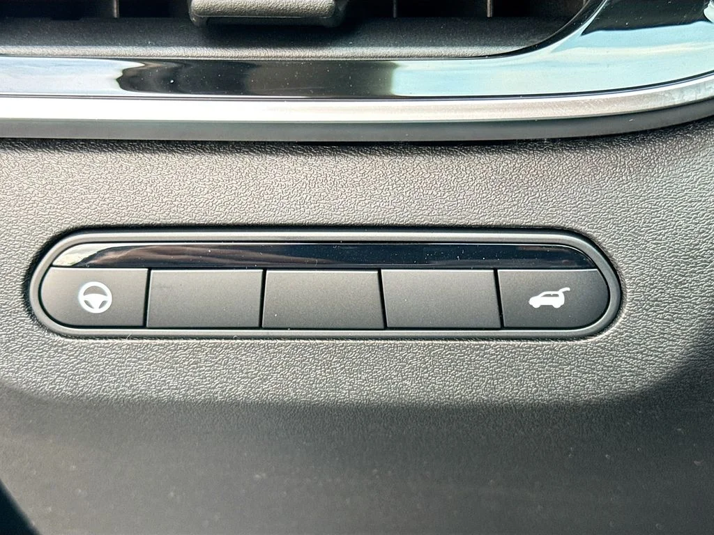 Certified Used 2026 Black INFINITI LUXE image 11