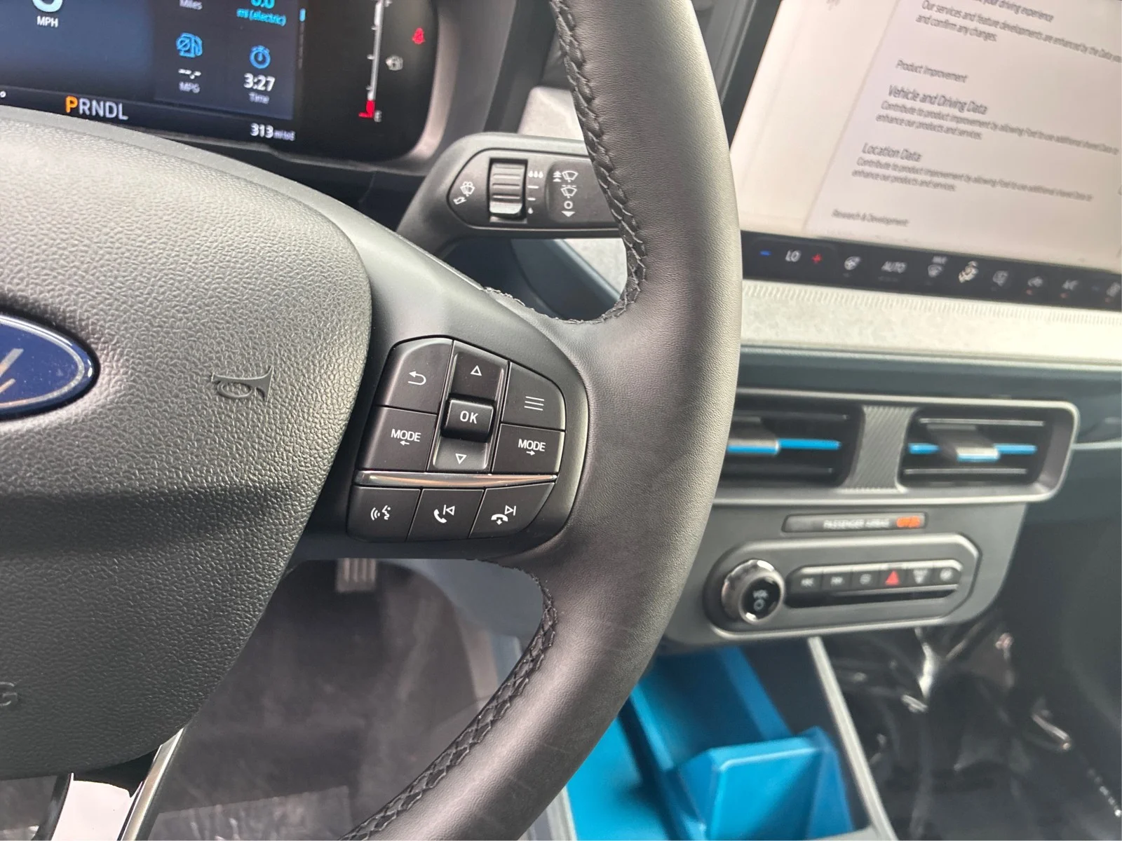 New 2026 Space White Metallic Ford XLT image 23