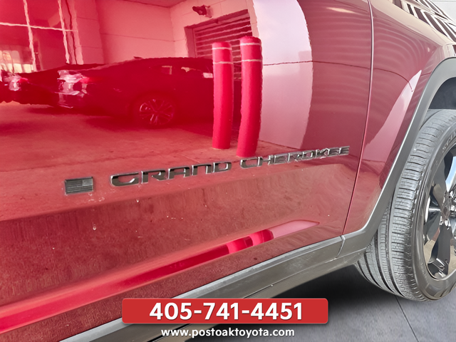 Used 2025 Red Jeep Limited image 49