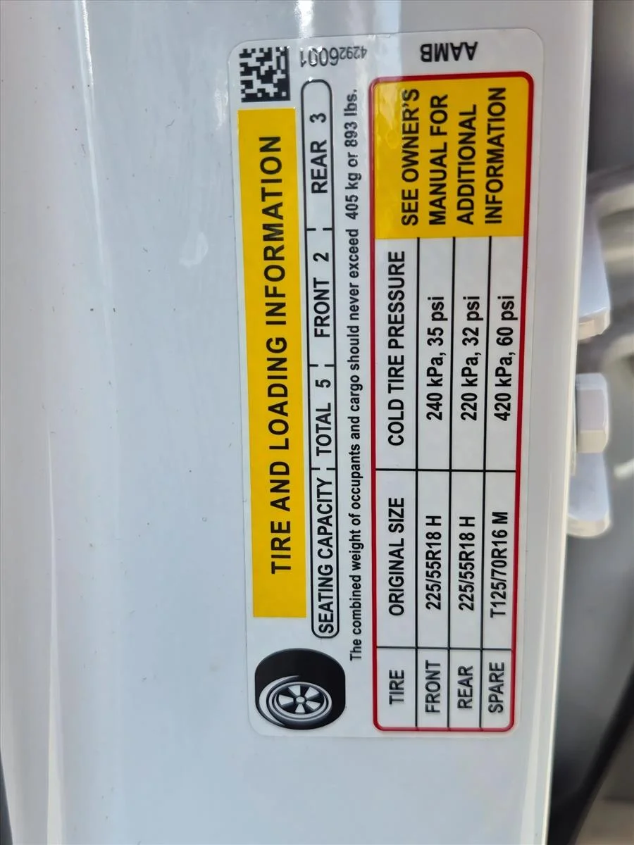Used 2025 Summit White Chevrolet ACTIV image 16
