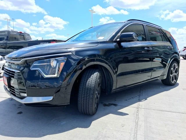 Used 2023 Black Kia EX Touring image 3