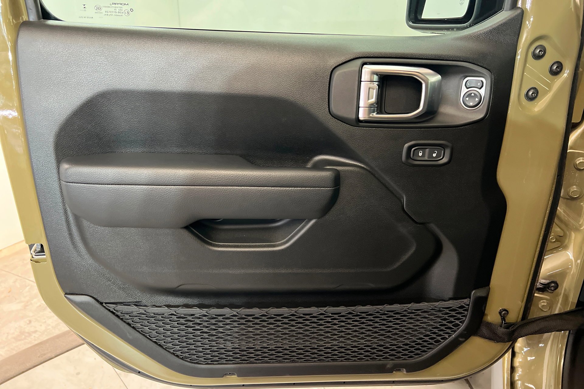 New 2025 41 Exterior Paint Jeep Sport S image 15