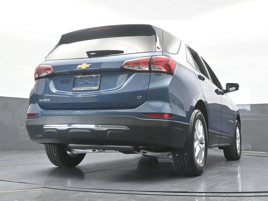 Used 2024 Lakeshore Blue Metallic Chevrolet LT image 57