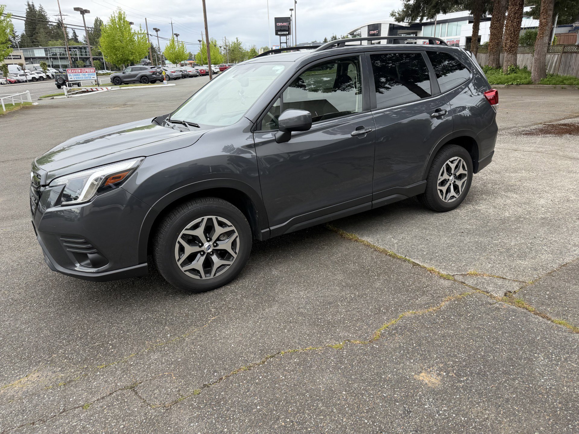 2024 Subaru Forester Premium's photo