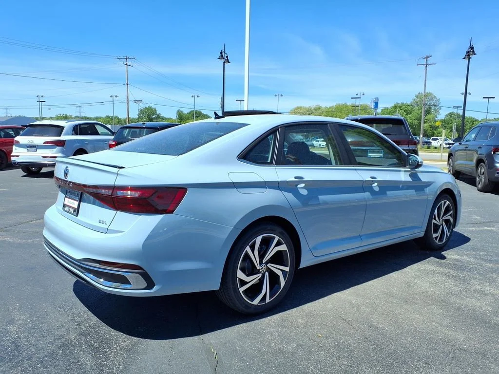 New 2026 Monument Gray Volkswagen 1.5T SEL image 2
