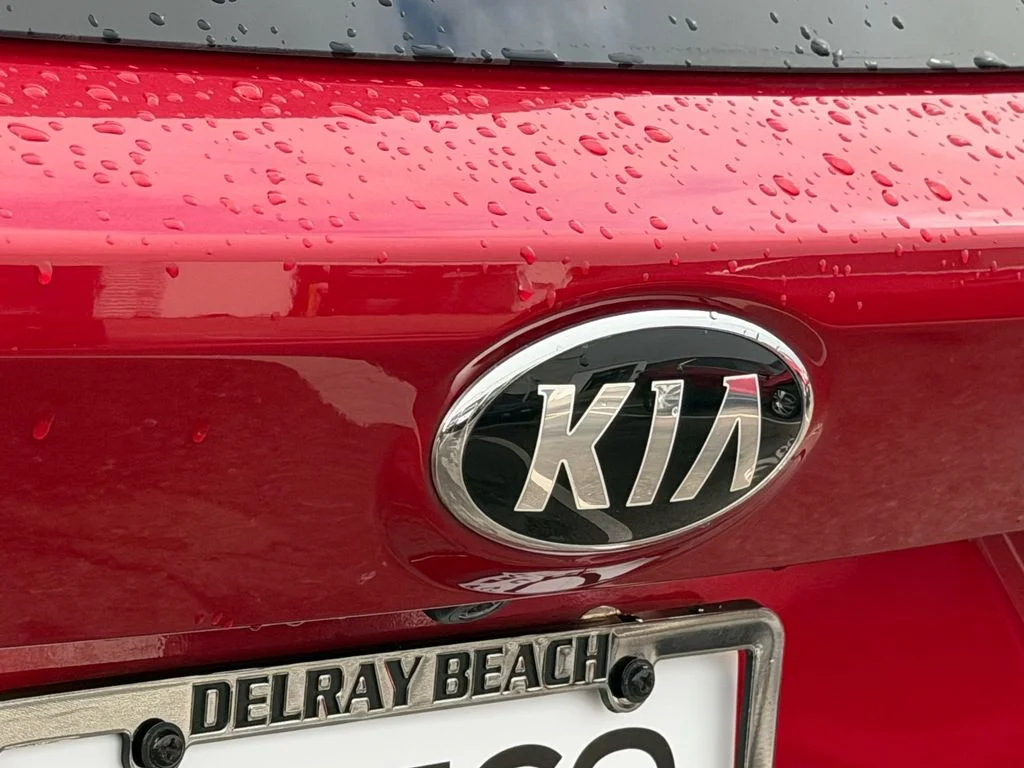 Used 2021 Red Kia EX image 14