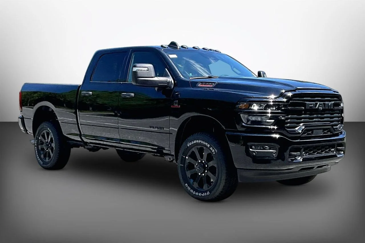 New 2026 Diamond Black Crystal Pearlcoat RAM Big Horn image 2