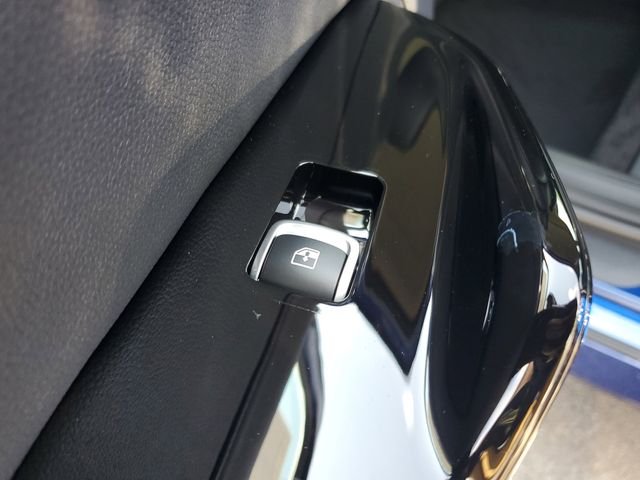2025 Kia K5 EX - Photo 12