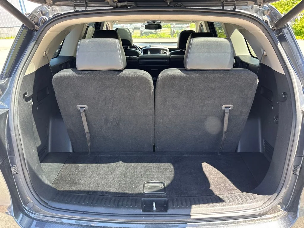 Used 2020 Gray Kia EX image 32