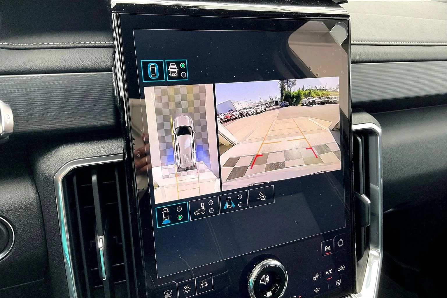 New 2026 Summit White GMC AWD Elevation image 13