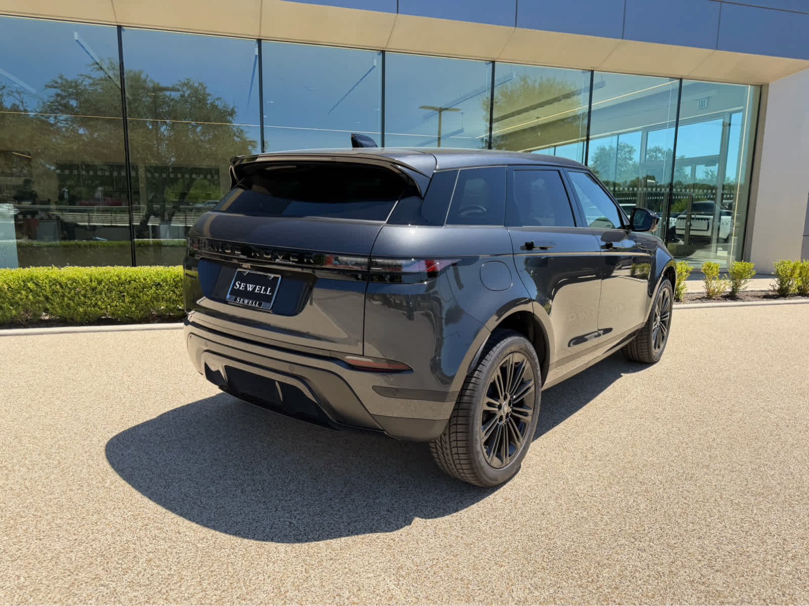 New 2026 Carpathian Grey Land Rover Core S image 5