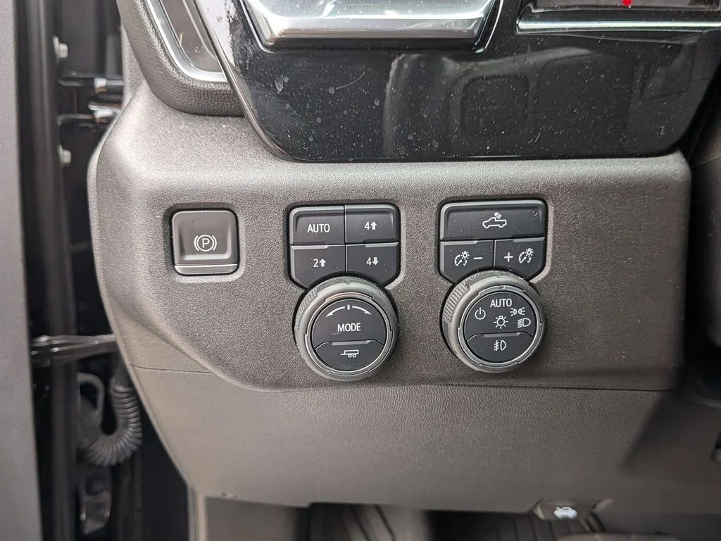 Used 2023 Black Chevrolet RST image 13