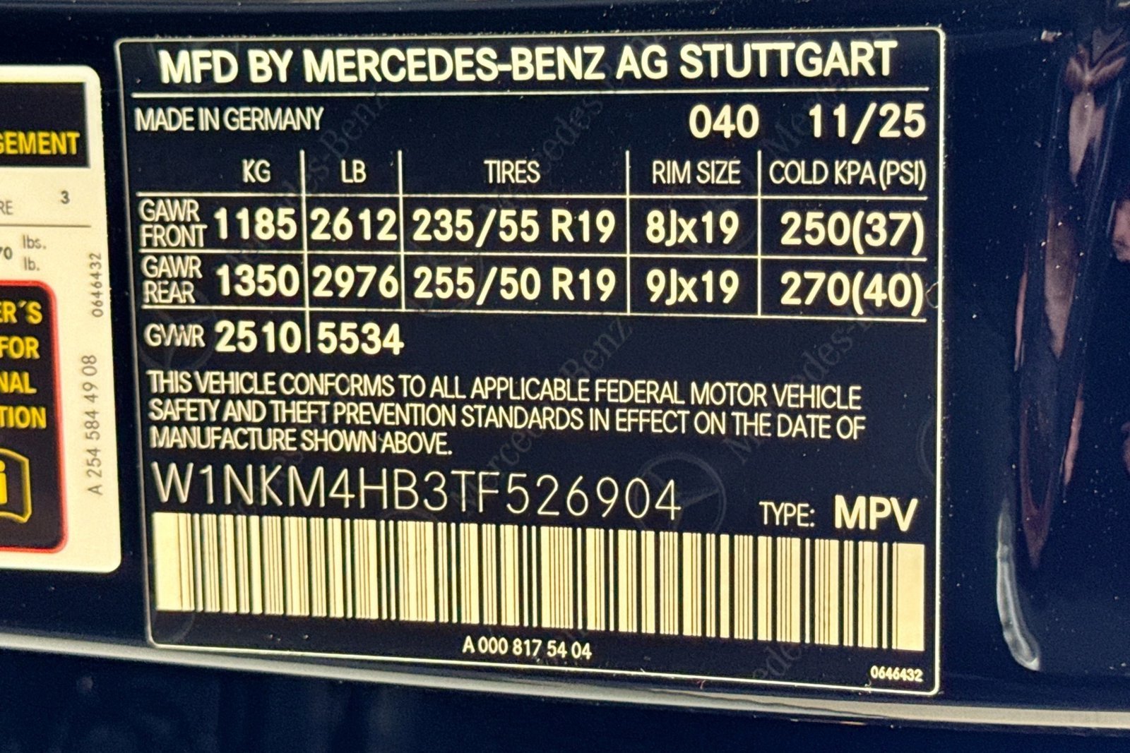 New 2026 Black Mercedes-Benz GLC 300 image 29