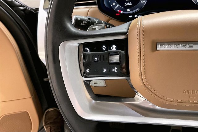 Used 2024 Gray Land Rover SE image 18