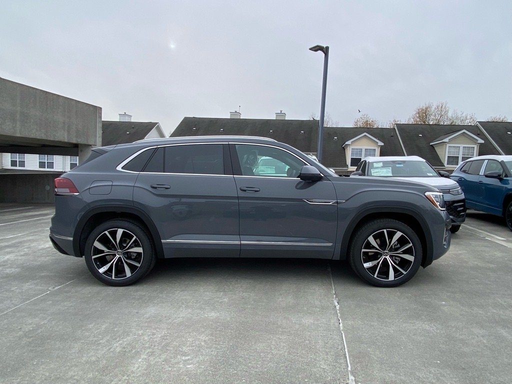 New 2026 Gray Volkswagen 2.0T SEL Premium R-Line image 2