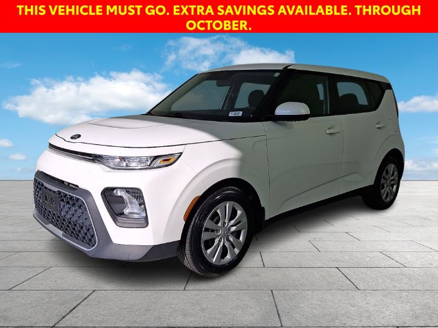 Used 2021 White Kia LX image 4