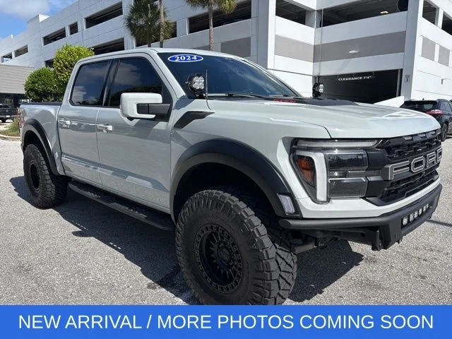 2024 Ford F-150 Raptor 4x4 SuperCrew 5-1/2 Box's photo