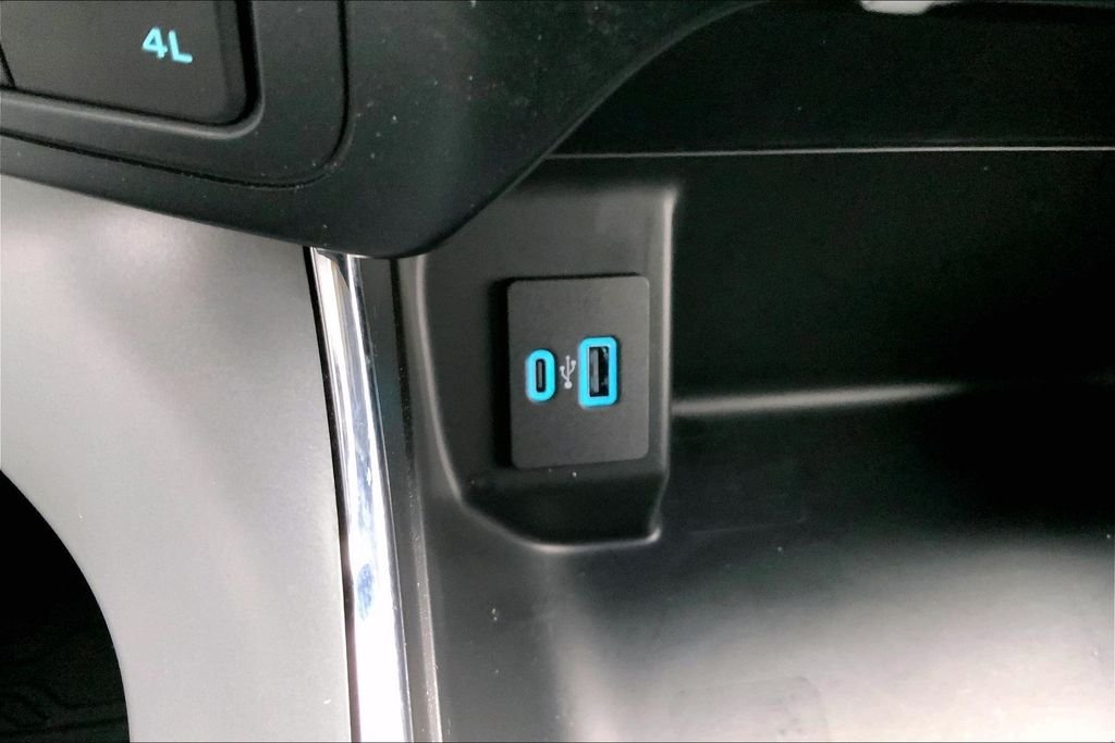 Used 2024 White Ford XLT image 17