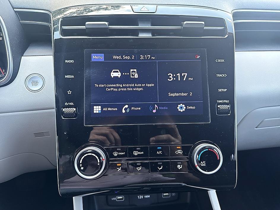 Used 2022 Amazon Gray Hyundai SEL image 16