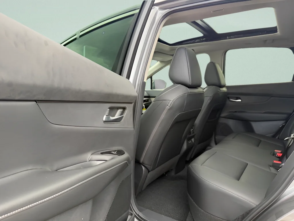 New 2026 Gray Nissan SL image 20