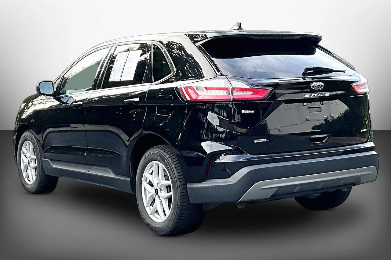 Certified Used 2024 Black Ford SEL image 6