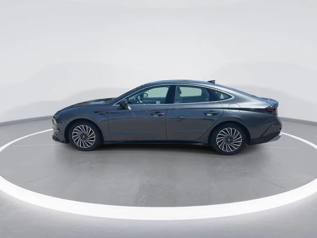 Used 2024 Gray Hyundai Limited image 5