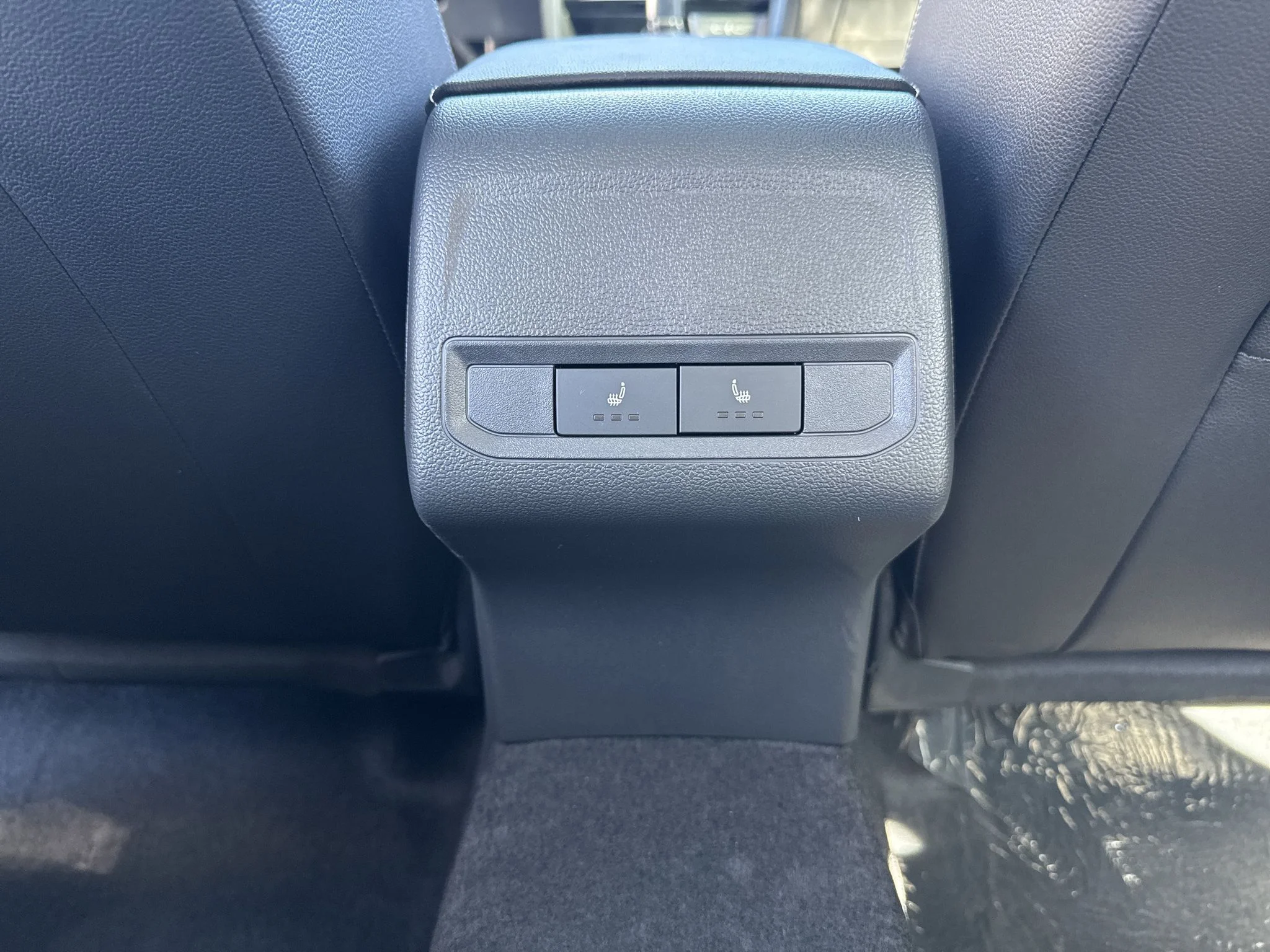 New 2026 Opal White Pearl Volkswagen SEL image 31