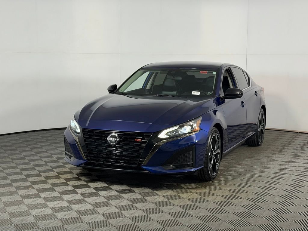 Used 2023 Blue Nissan 2.5 SR image 10