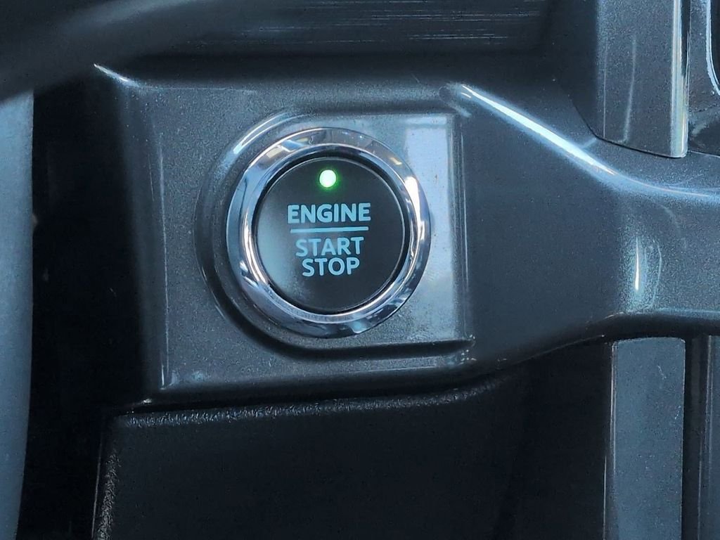 Used 2022 Oxford White Ford Tremor image 15