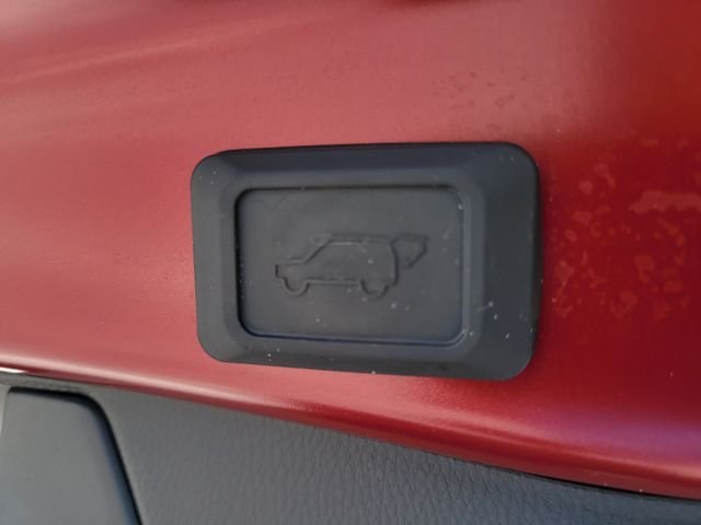Used 2023 Red Toyota XLE Premium image 10