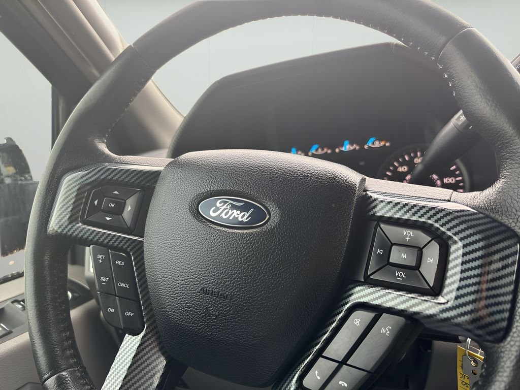 Used 2015 Gray Ford XLT image 15