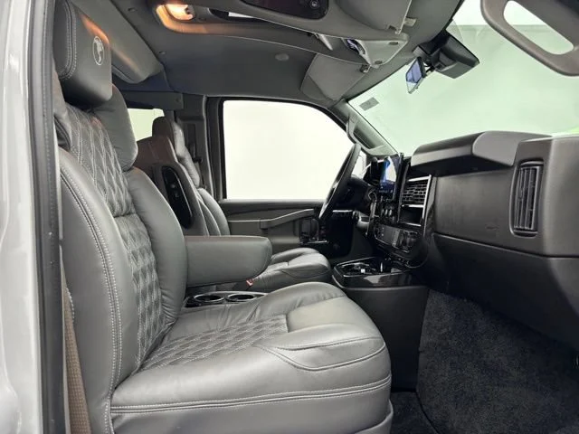 2026 GMC Savana Cargo Work Van - Photo 25