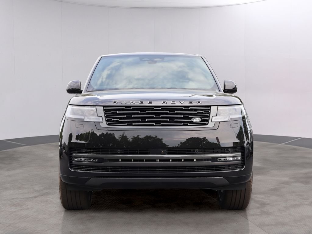 New 2026 Santorini Black Land Rover SE image 2