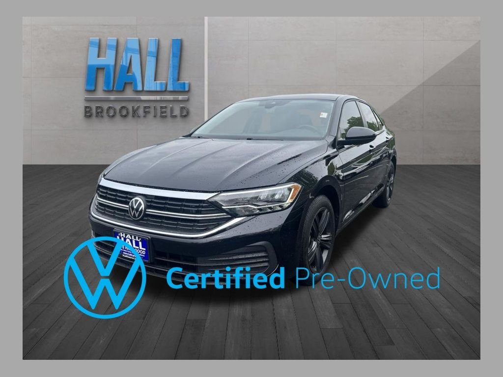 Certified Used 2024 Black Volkswagen 1.5T SE image 1