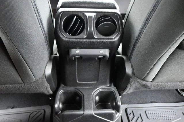 Used 2018 Red Jeep Unlimited Sport S image 27