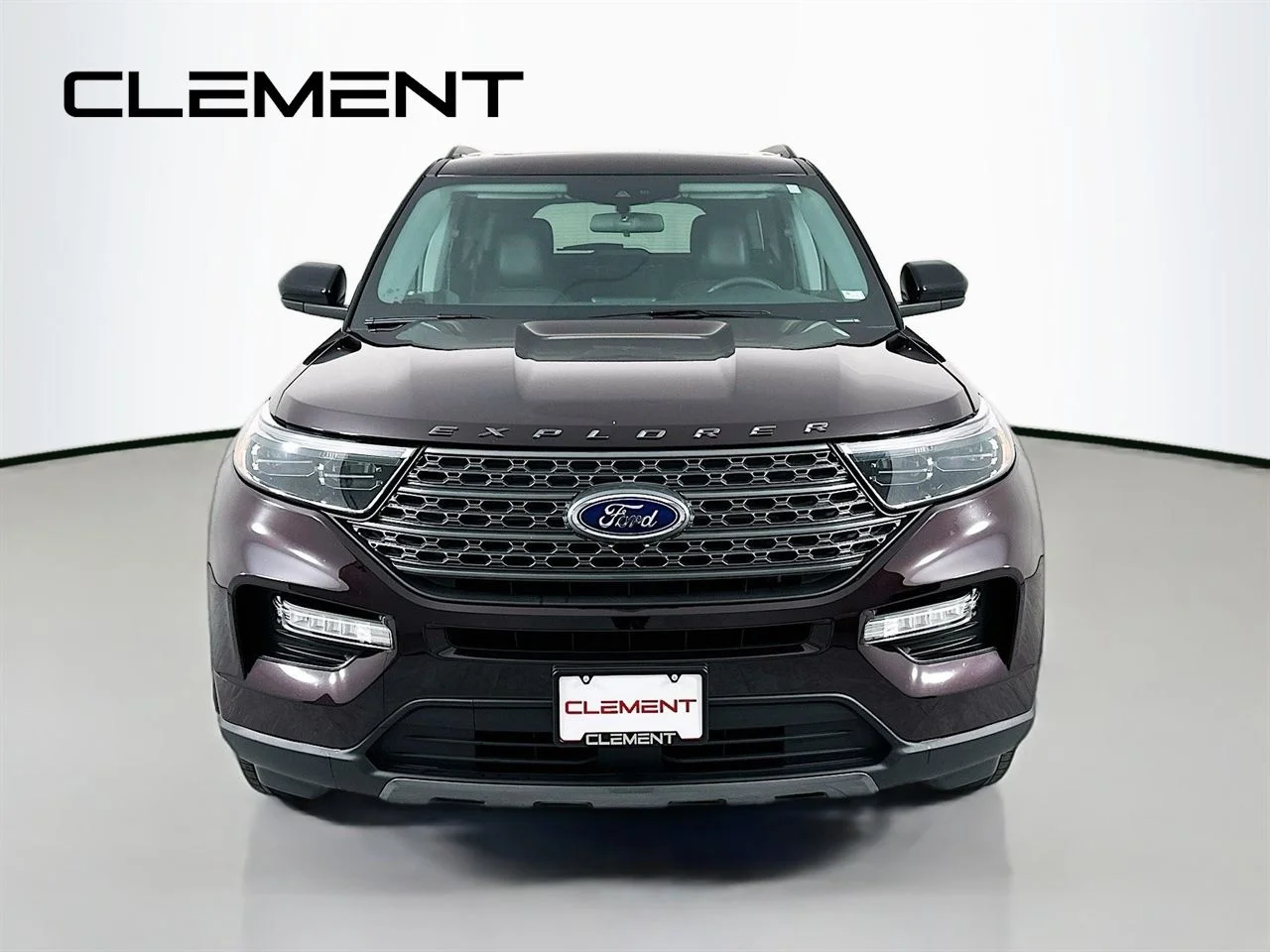 Certified Used 2022 Red Metallic Ford XLT image 3