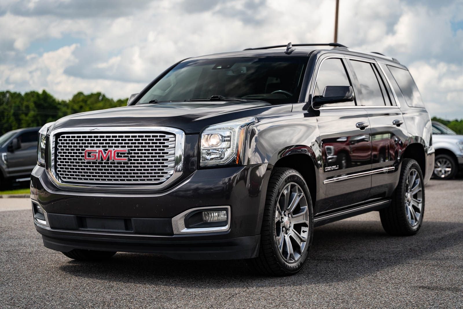 Certified Used 2017 Silver GMC Denali image 3