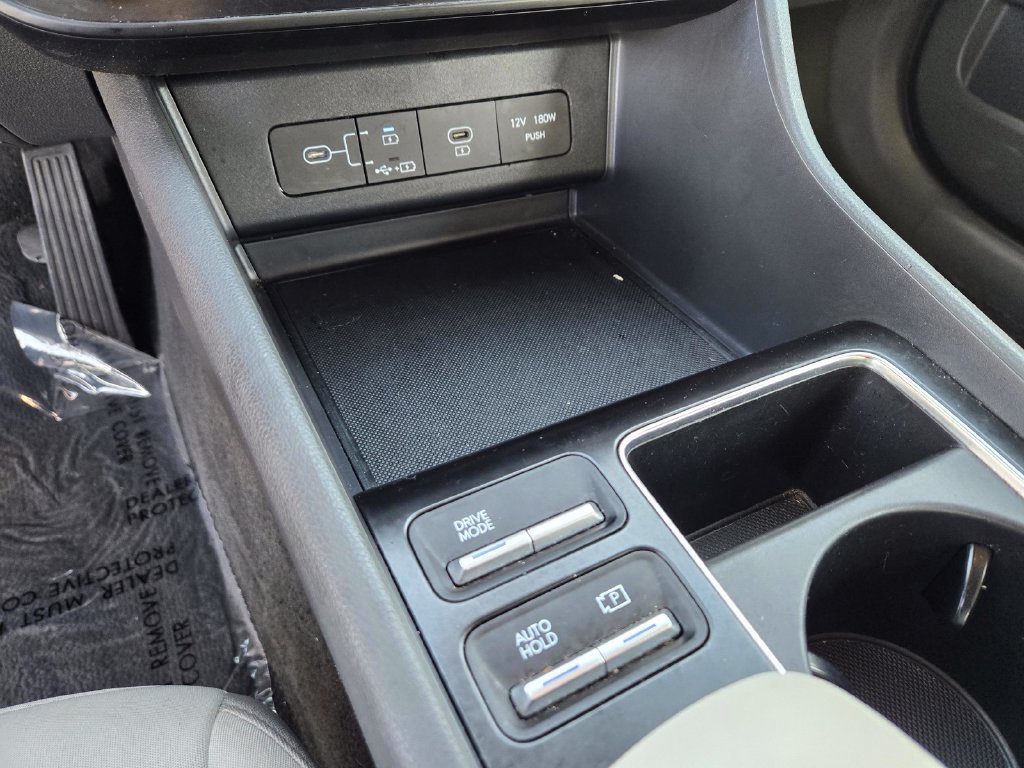 Certified Used 2025 Red Hyundai SEL image 16