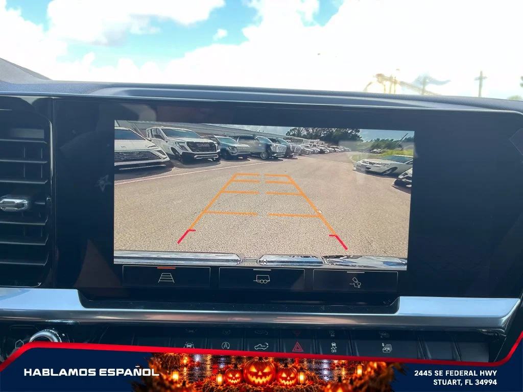 New 2026 Sterling Metallic GMC Elevation image 24