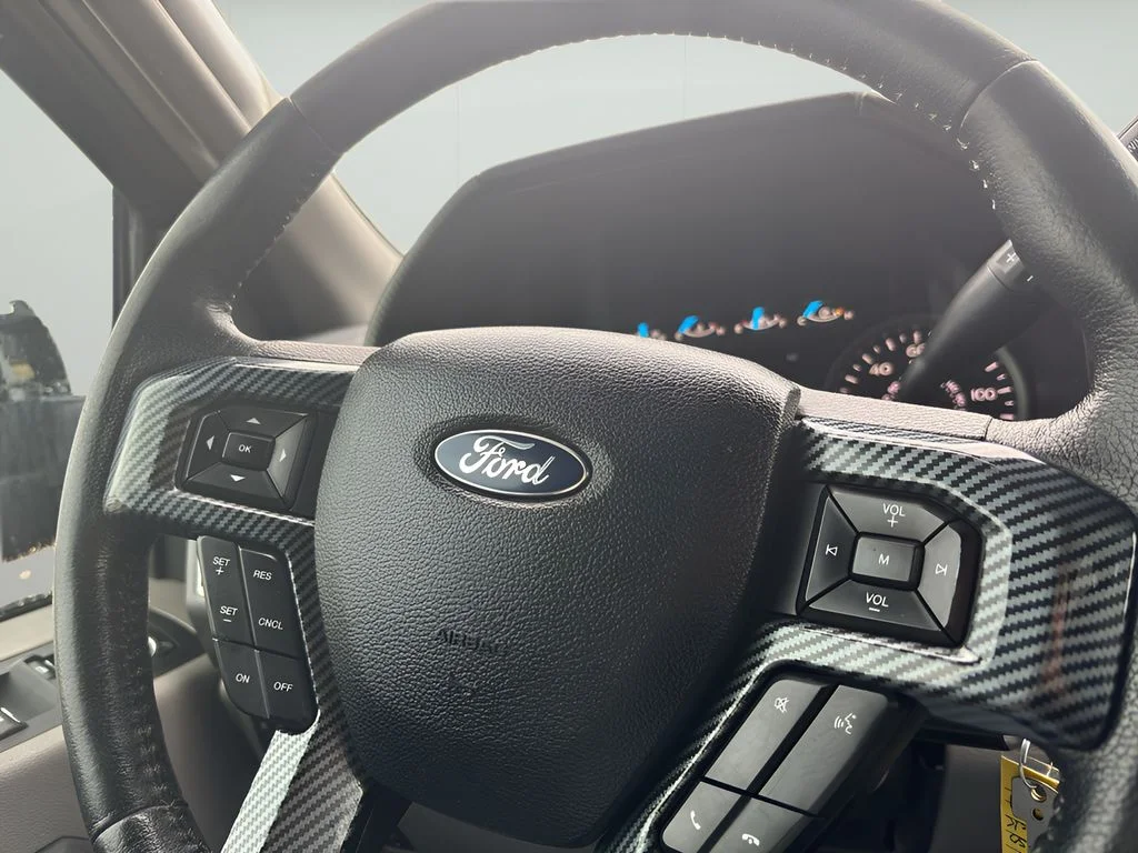 Used 2015 Gray Ford XLT image 15