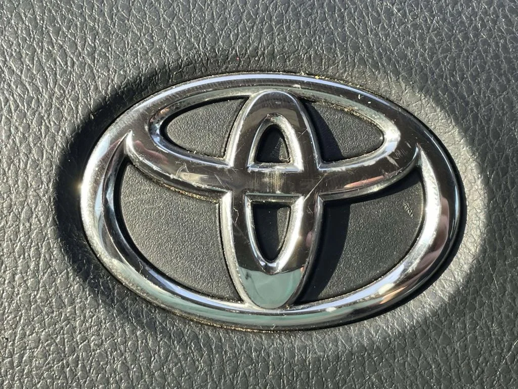 Used 2020 Silver Toyota LE image 30