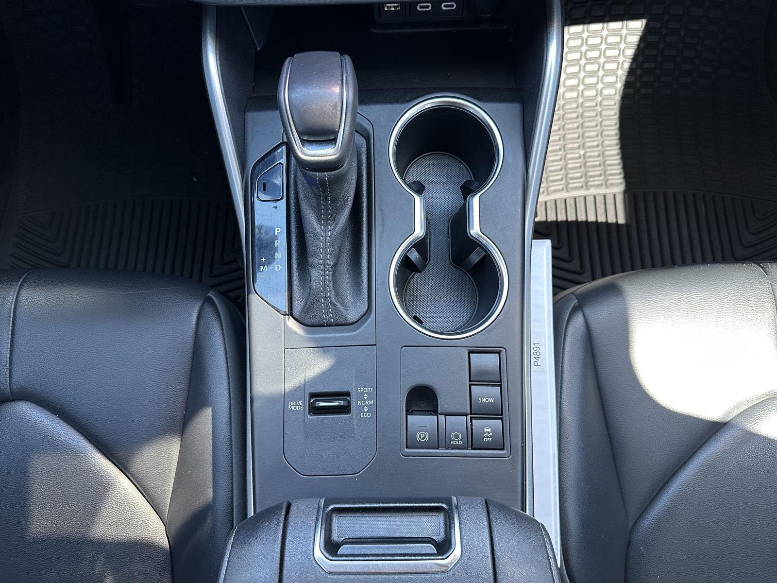 2023 Toyota Highlander XLE - Photo 27